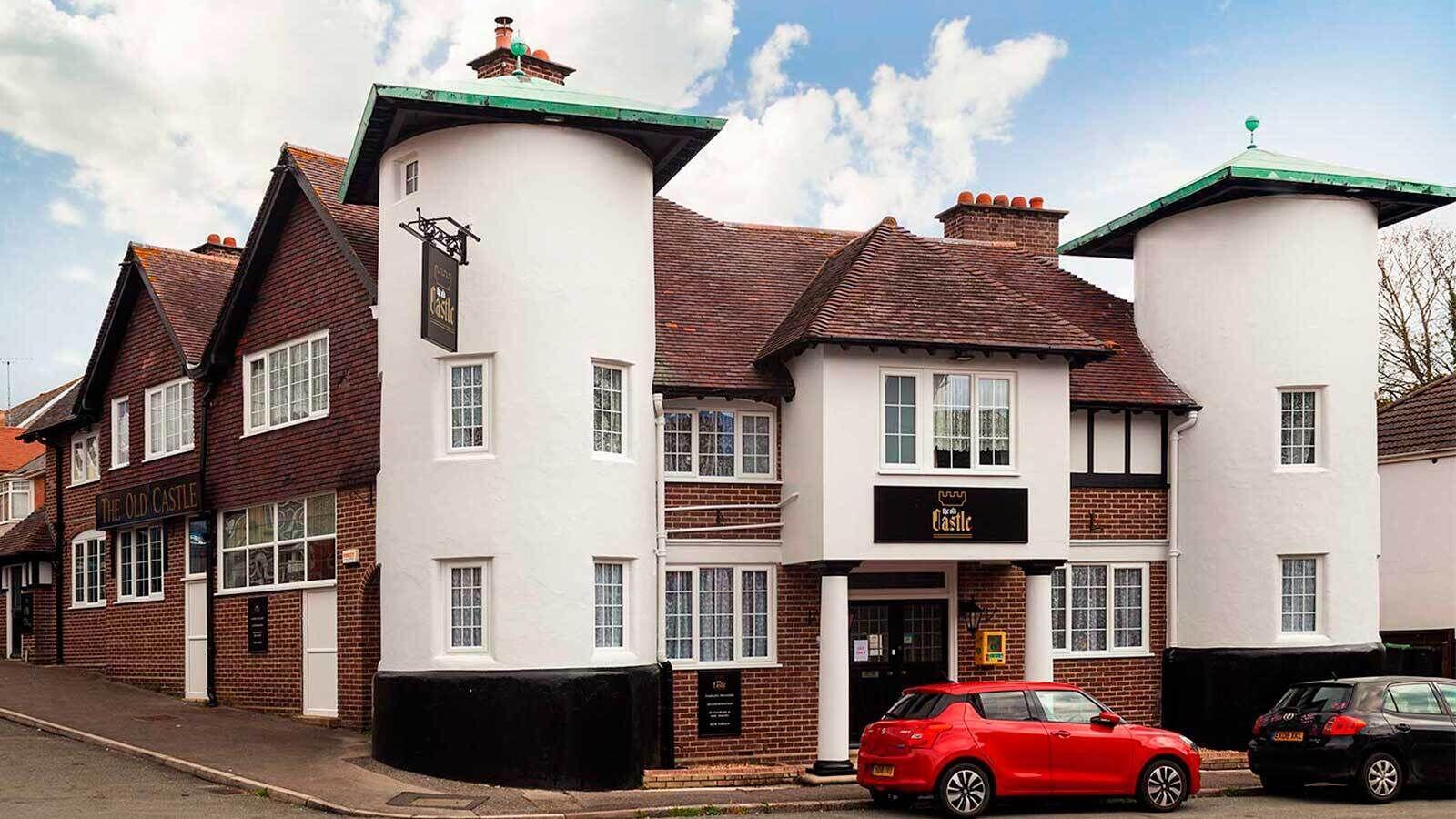4 Leisure Hotels Worth Booking Near Fantasy Island Fun Park