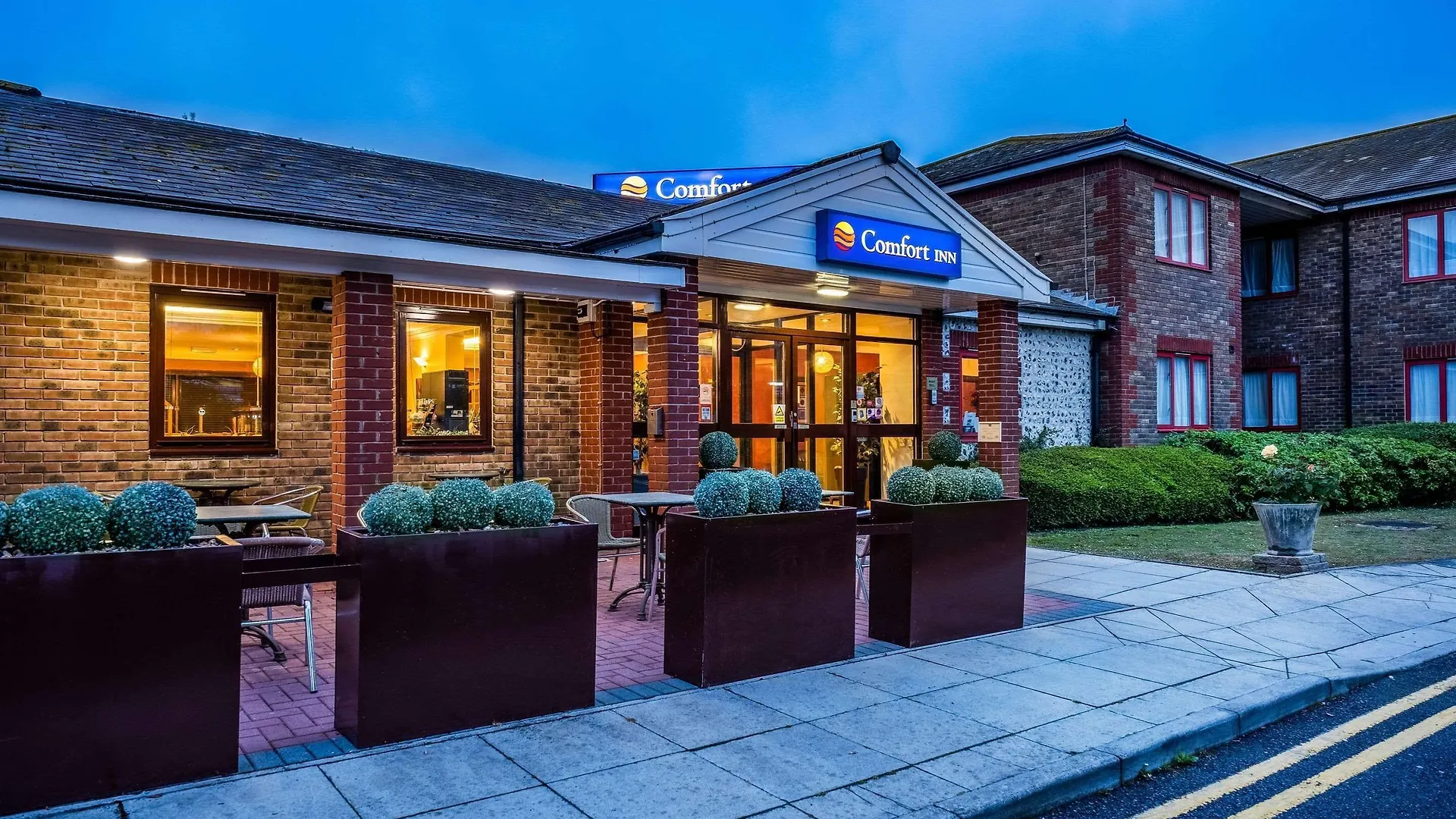 9 Resort Hotels In Sussex Worth Booking This Year