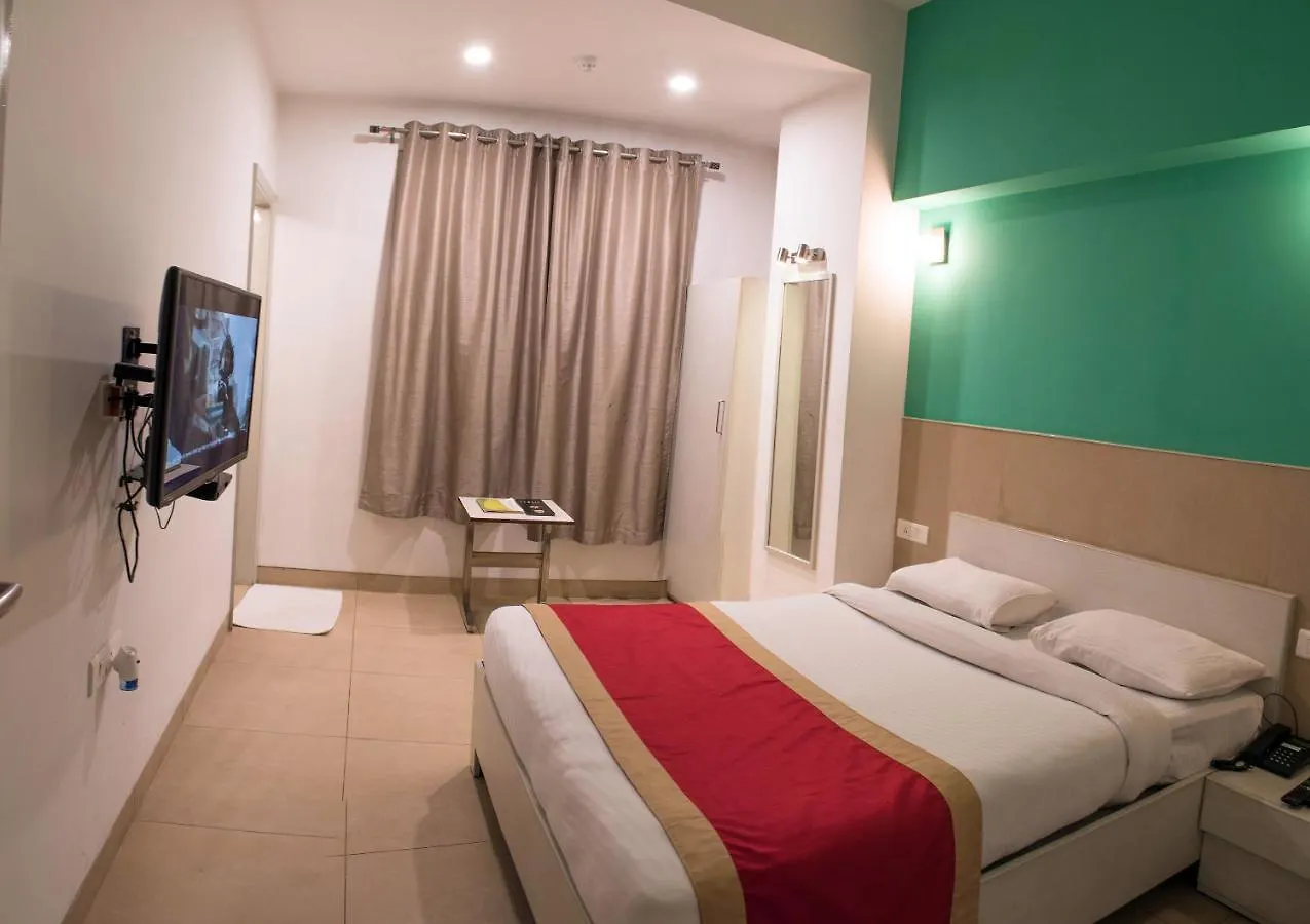 Where to Stay in Uttar Pradesh: 15 Best Business Hotels