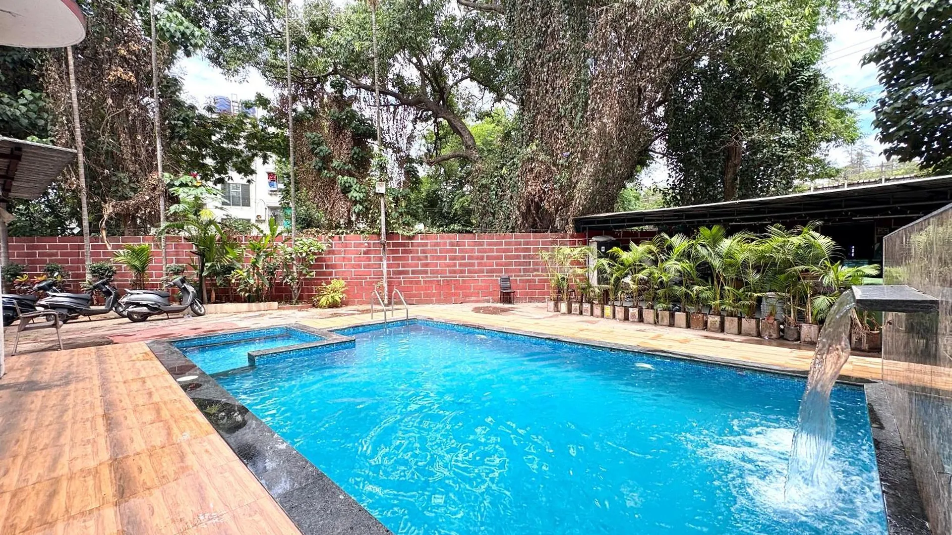 5 Hotels Near Kune Falls Worth Booking in Lonavala