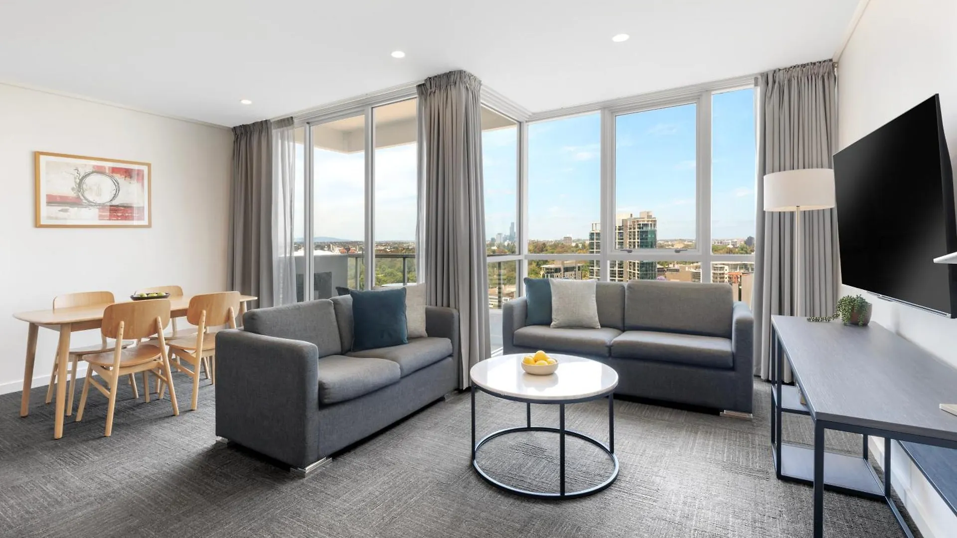 6 Quest Apartment Hotels Near the Shrine of Remembrance Worth Booking