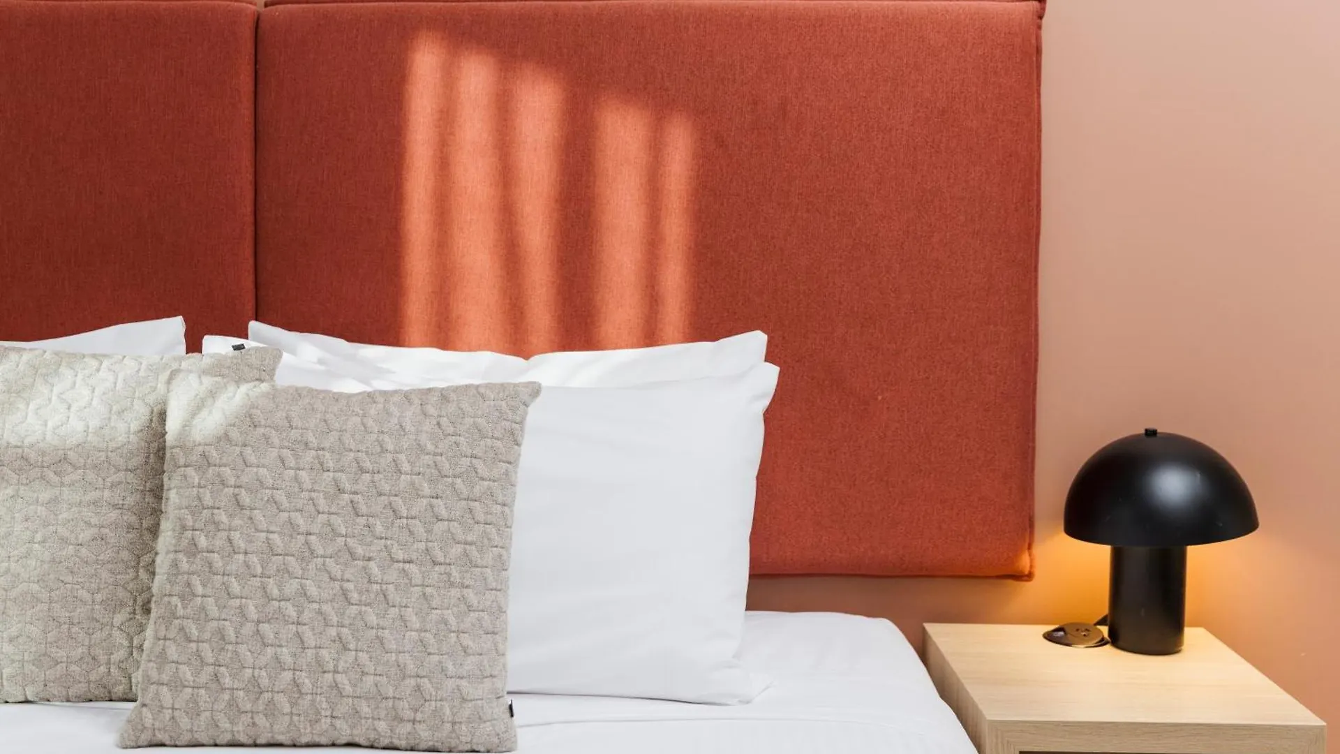 5 Quest Apartment Hotels Close to Lygon Street, Melbourne
