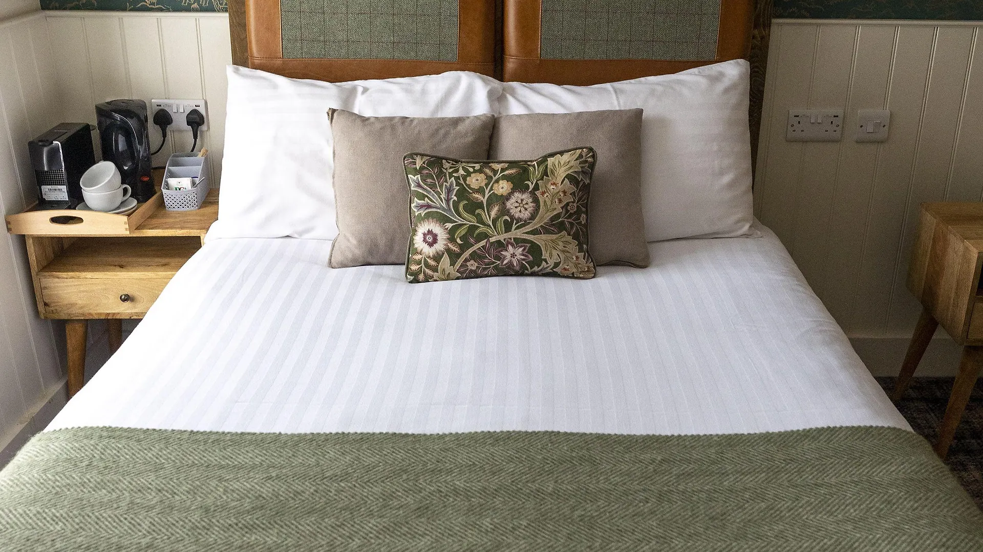 4 Couple Hotels Close to South Foreland Lighthouse Ranked