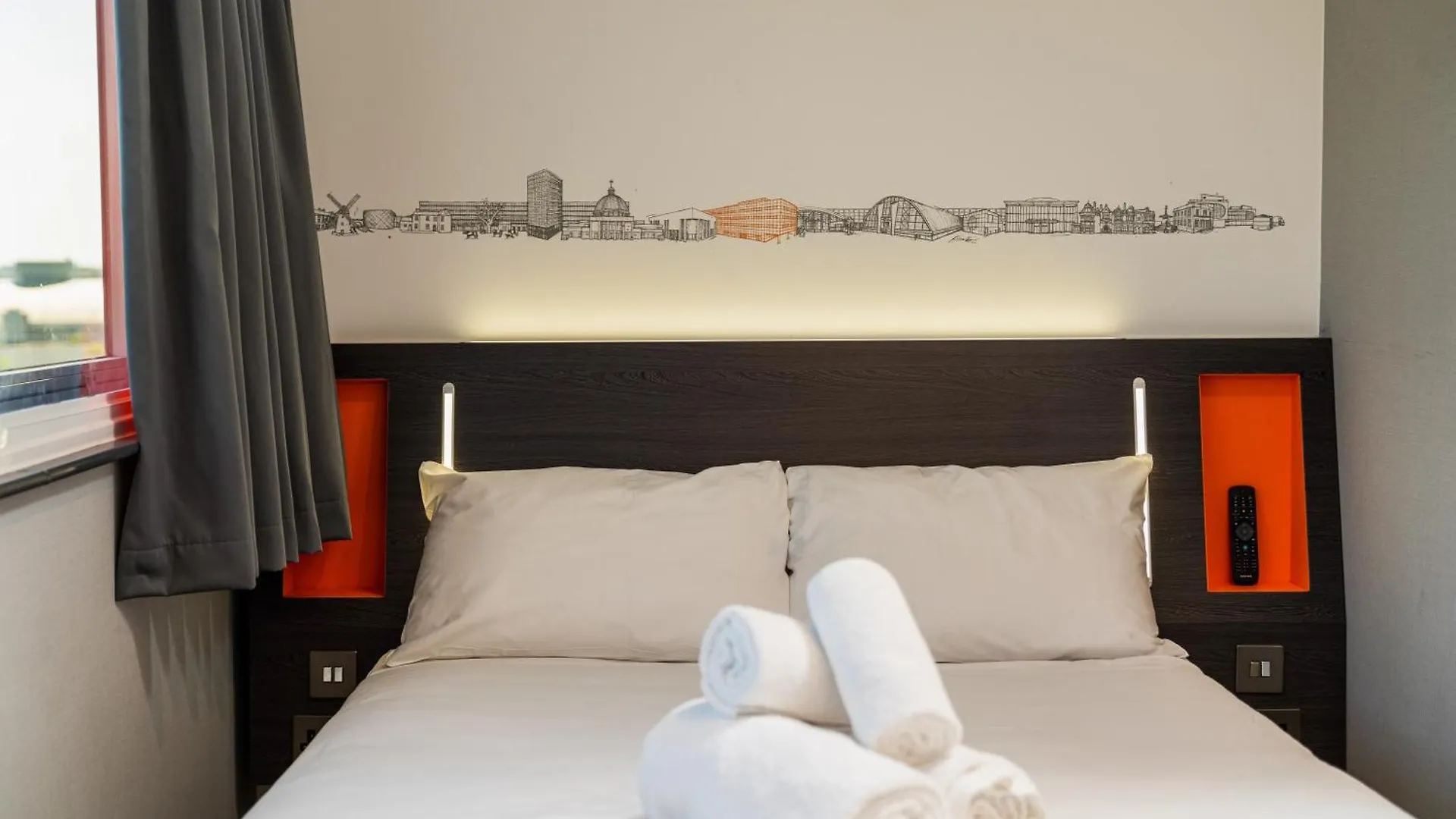 Staying Near Newport Pagnell Club: 4 Solo Hotels Compared