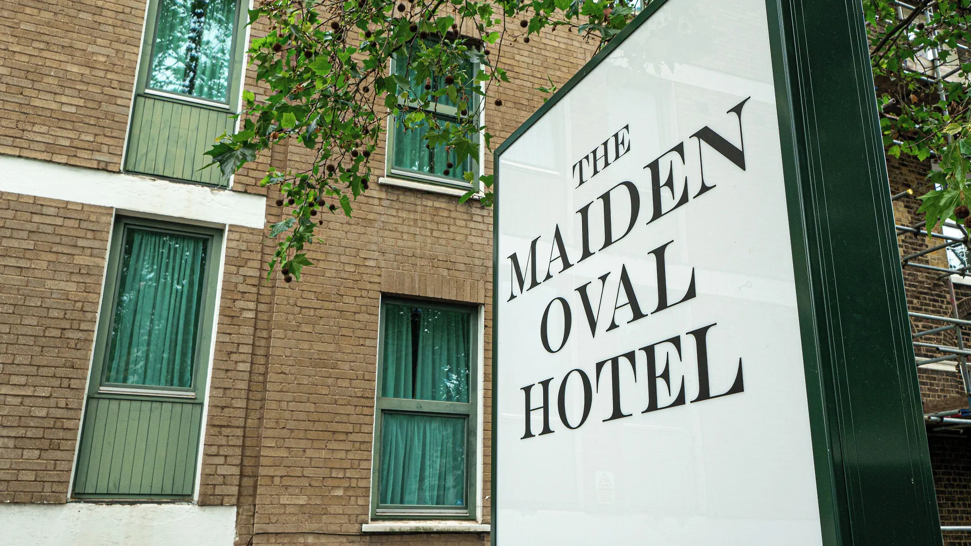 4 Budget Hotels Near Piccadilly Circus That Deliver Value