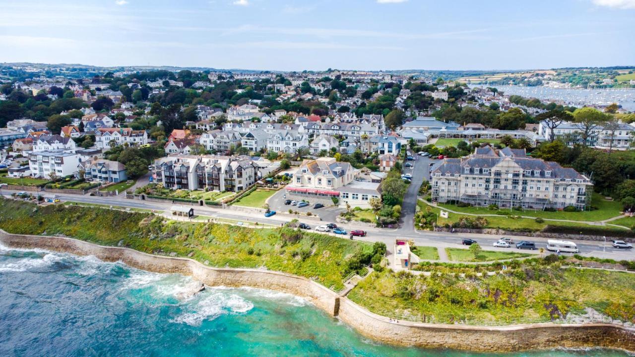 6 Smart Central Hotels Near Falmouth Golf Club Worth Booking