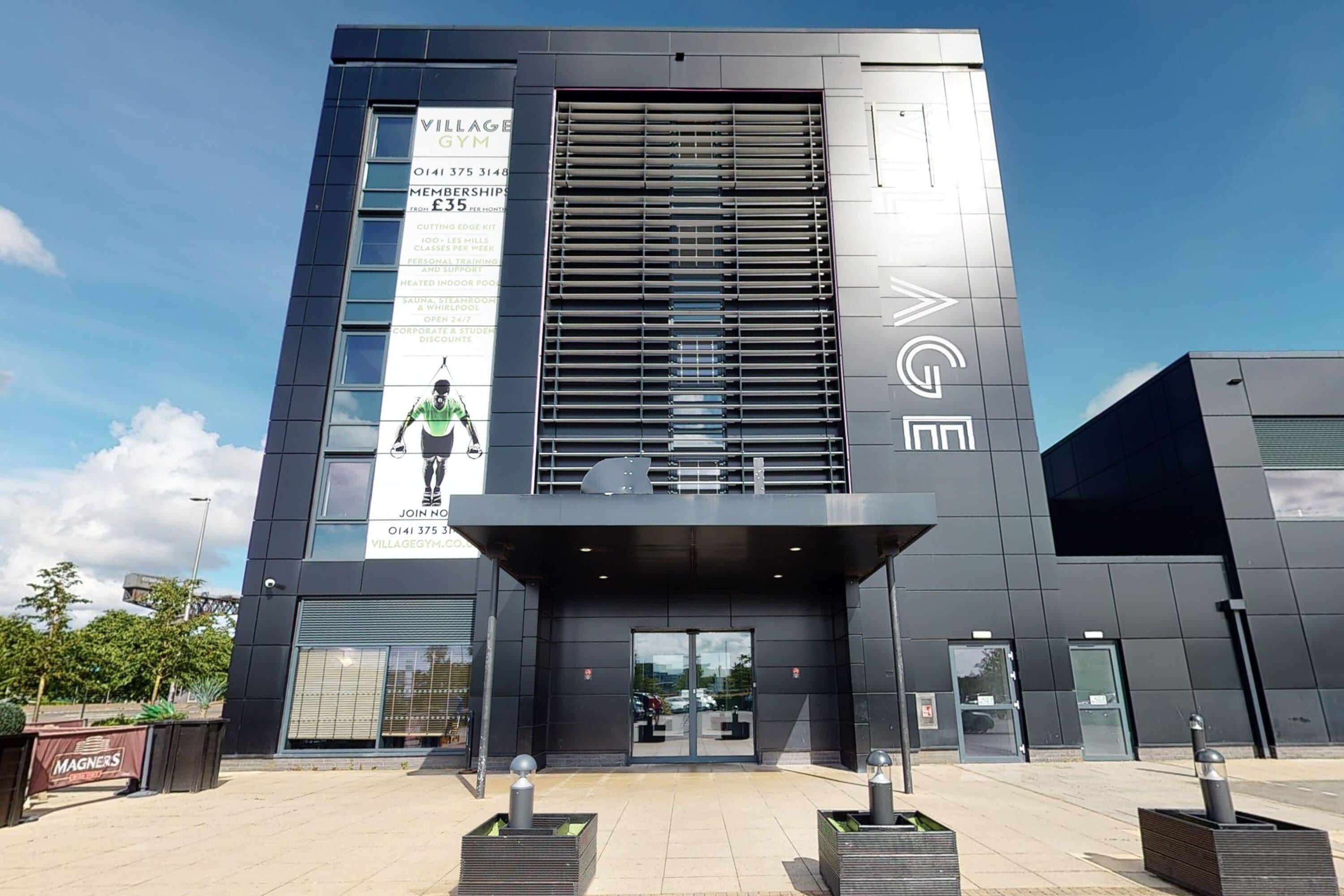 Staying Near Glasgow Science Centre: 4 Airport Hotels Compared