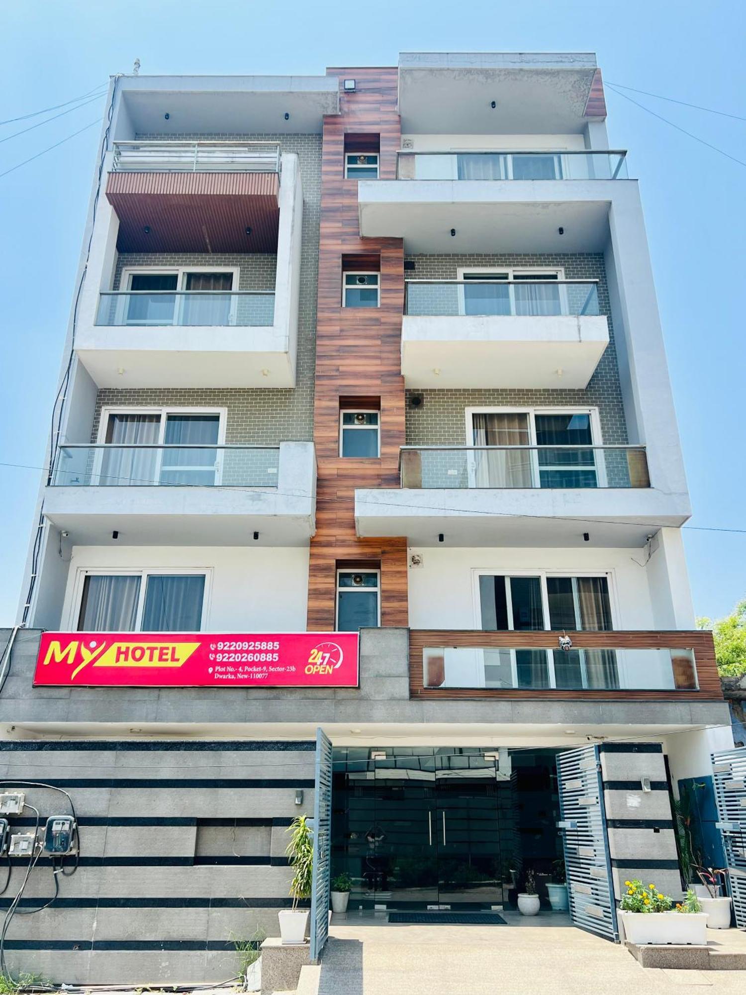 Staying in South West Delhi: 11 Family Hotels Compared