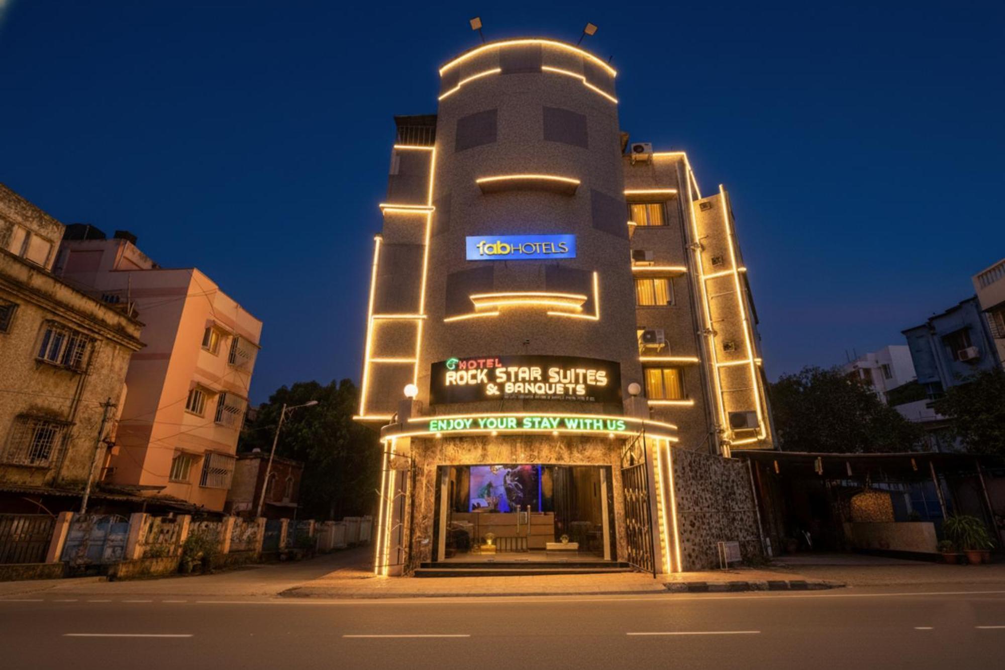 Where to Stay Near Mother Teresa's Motherhouse: 11 FabHotels in Kolkata