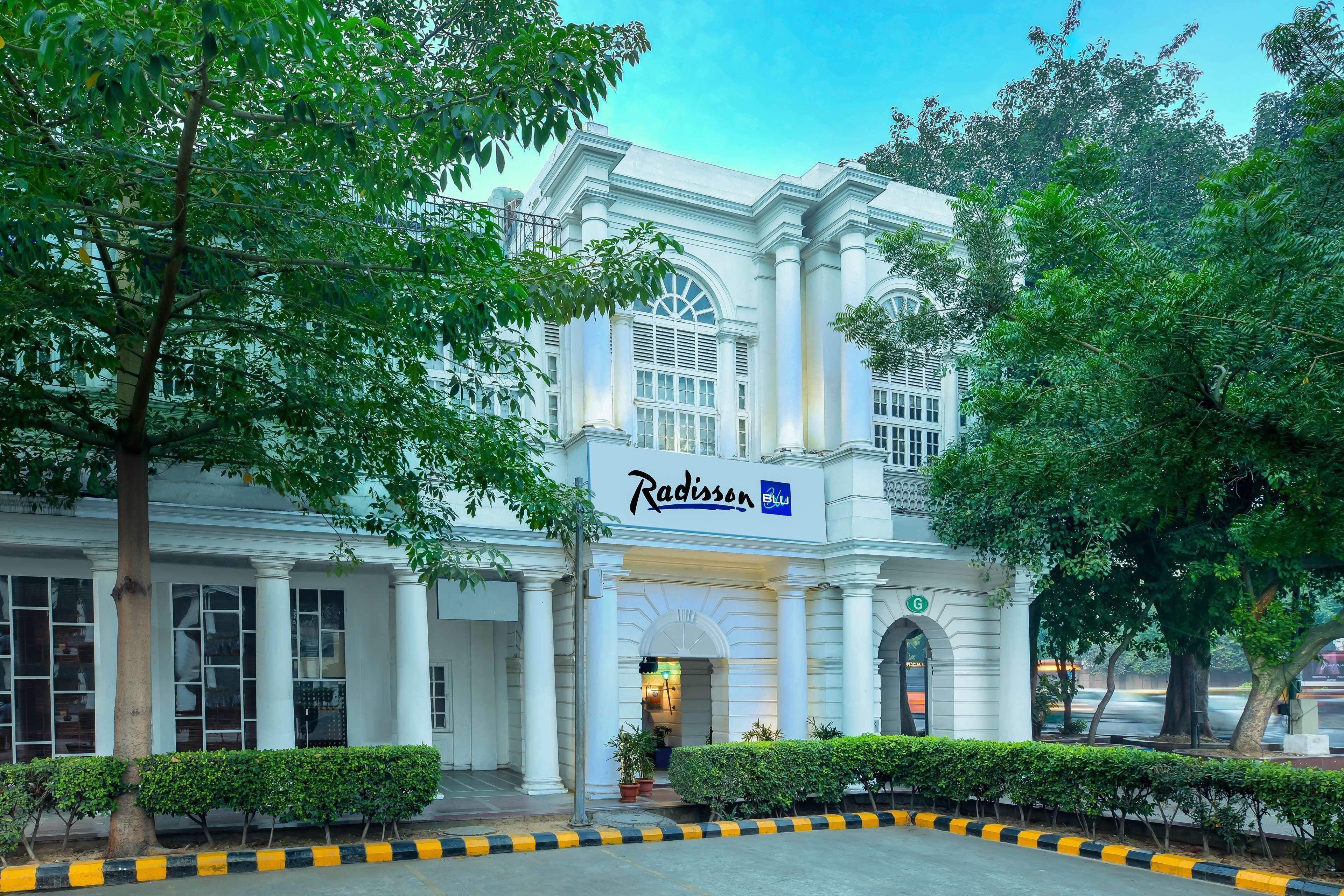 9 Top 4-Star Hotels in Central Delhi Worth Booking Now