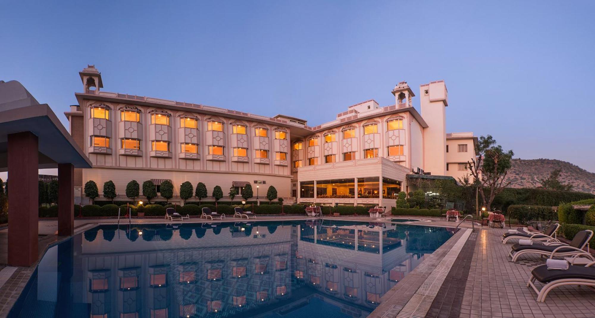 Where to Stay in Amer: 7 Best 5-Star Hotels Near Amber Fort