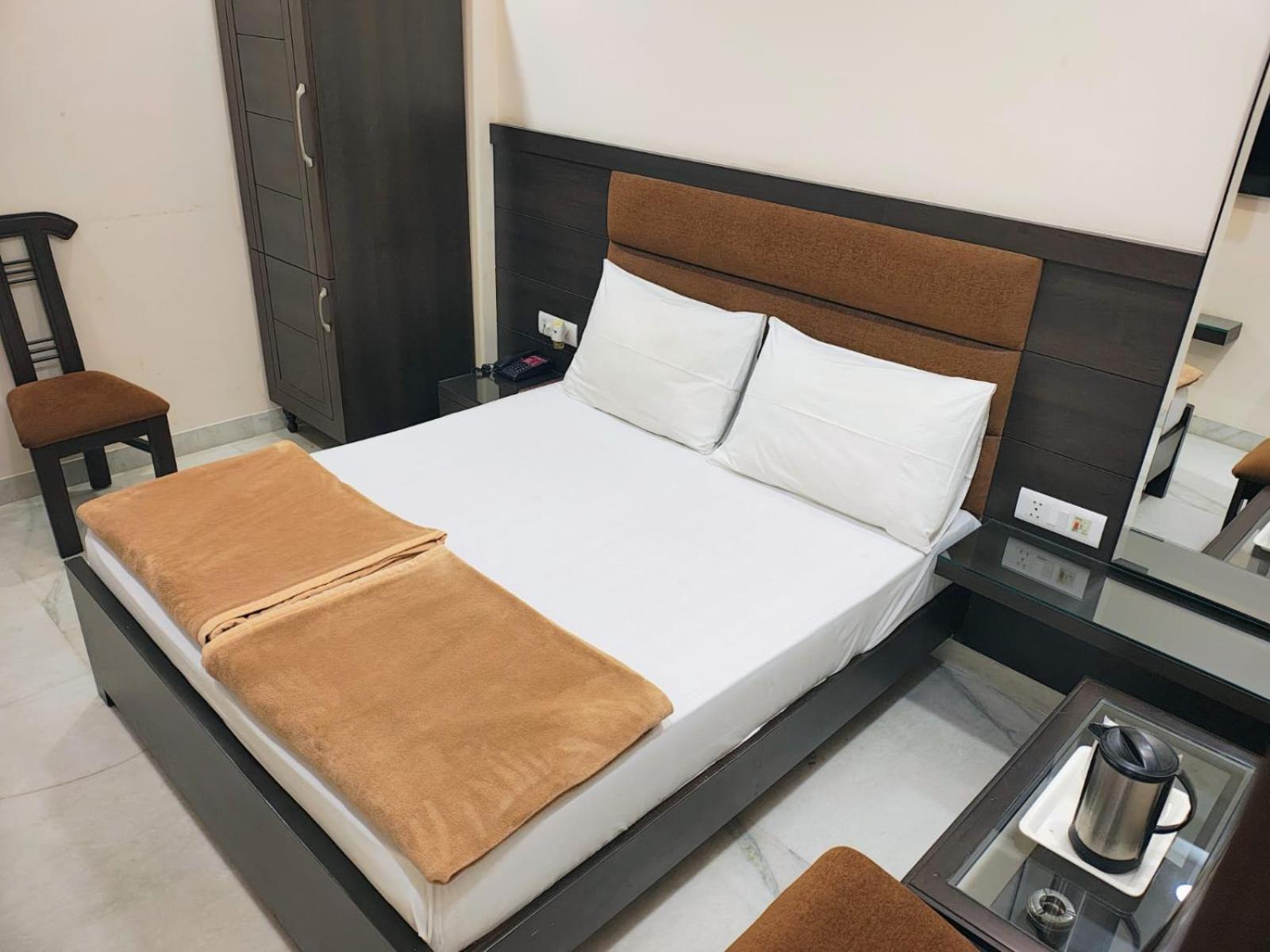 6 Three-Star Hotels in North Delhi That Deliver Real Value