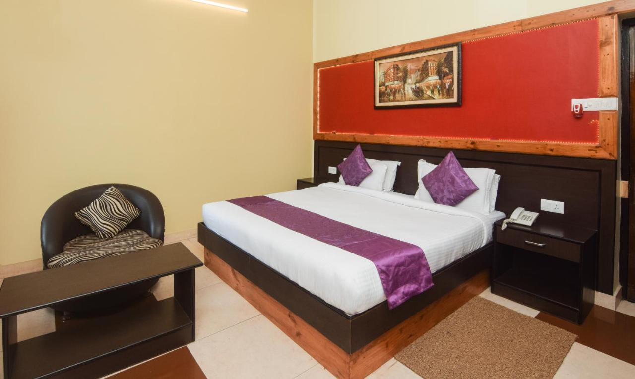 4 Family Hotels Near Dhamek Stupa Worth Booking in Varanasi