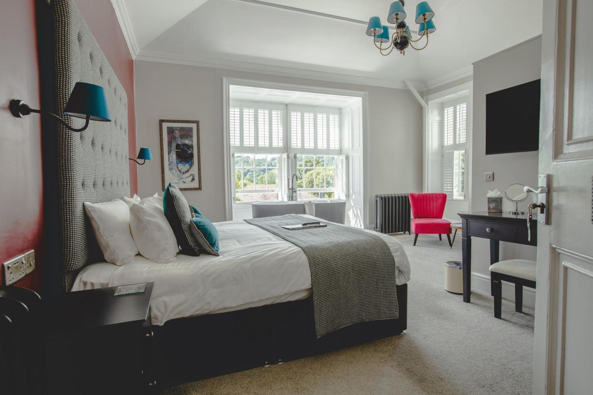6 Family Hotels Near Stagshaw Garden Worth Booking