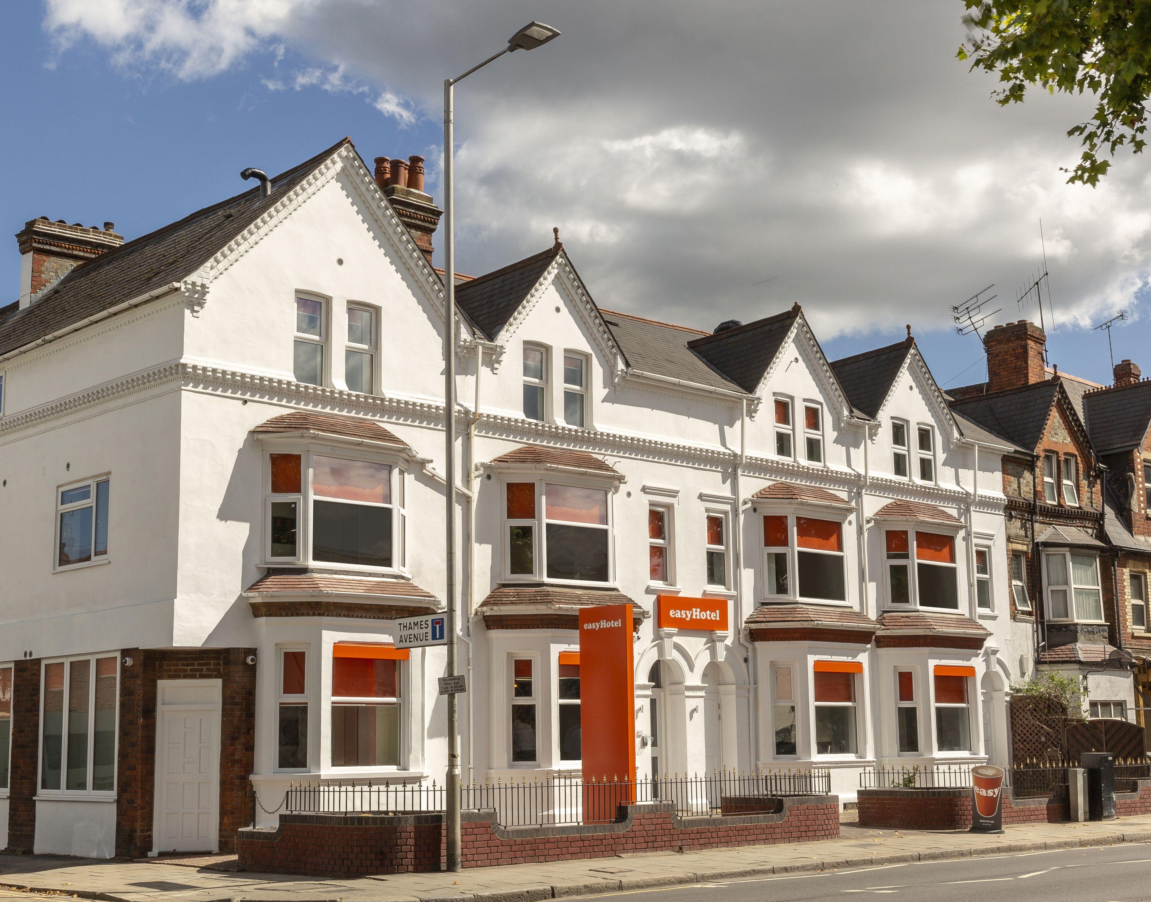 4 easyHotel Stays in England That Deliver on Value