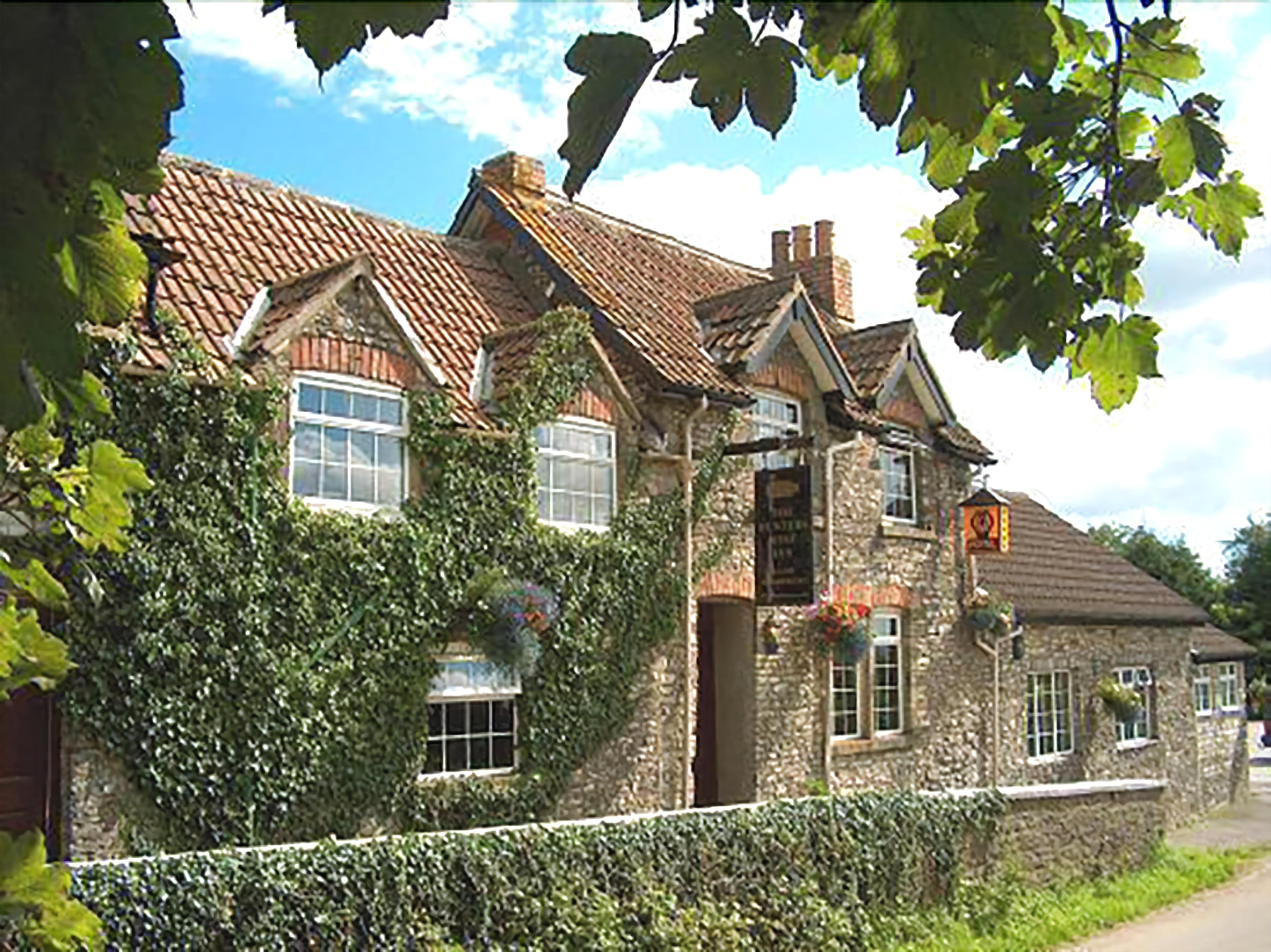6 Best Central Hotels Close to Farrington Golf Club