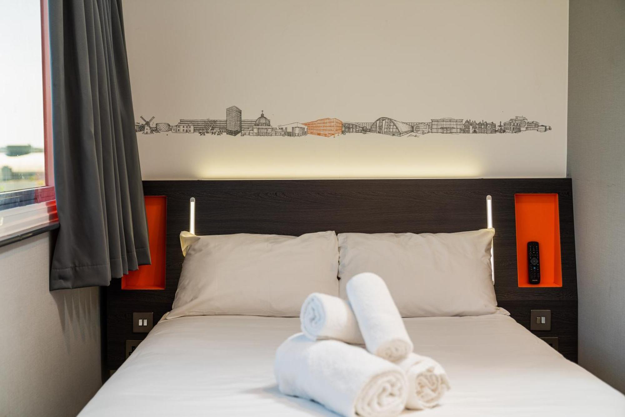 Staying Near Newport Pagnell Club: 4 Solo Hotels Compared